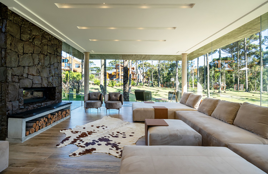 Embracing Nature: The Doce Vida House by Charlene Koetz Arquitetura